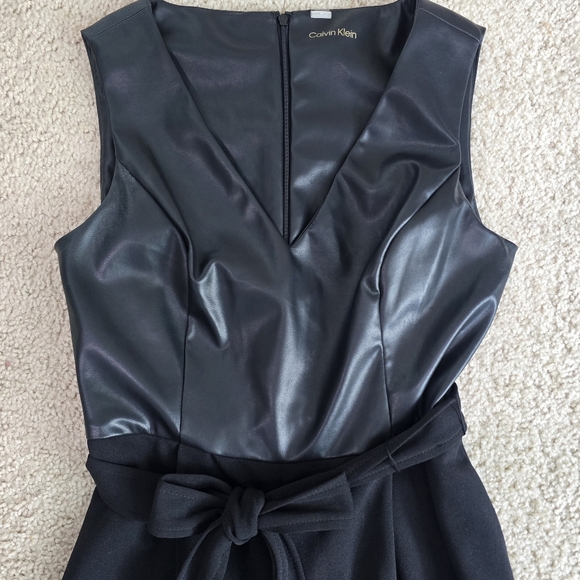 Calvin Klein Belted Jumpsuit Black Dressy Event Career Wear Size 6 Faux Leather - Picture 2 of 6